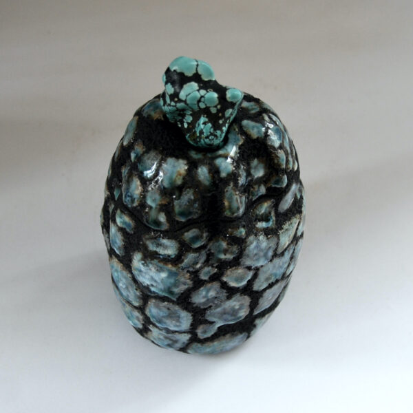 Céramique boite sculptée flacon " Reflets Turquoises"